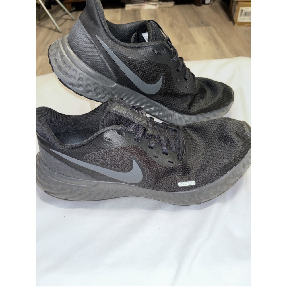 Nike Revolution 5 Black Running Shoes Mens 11.5 Athletic Sneakers